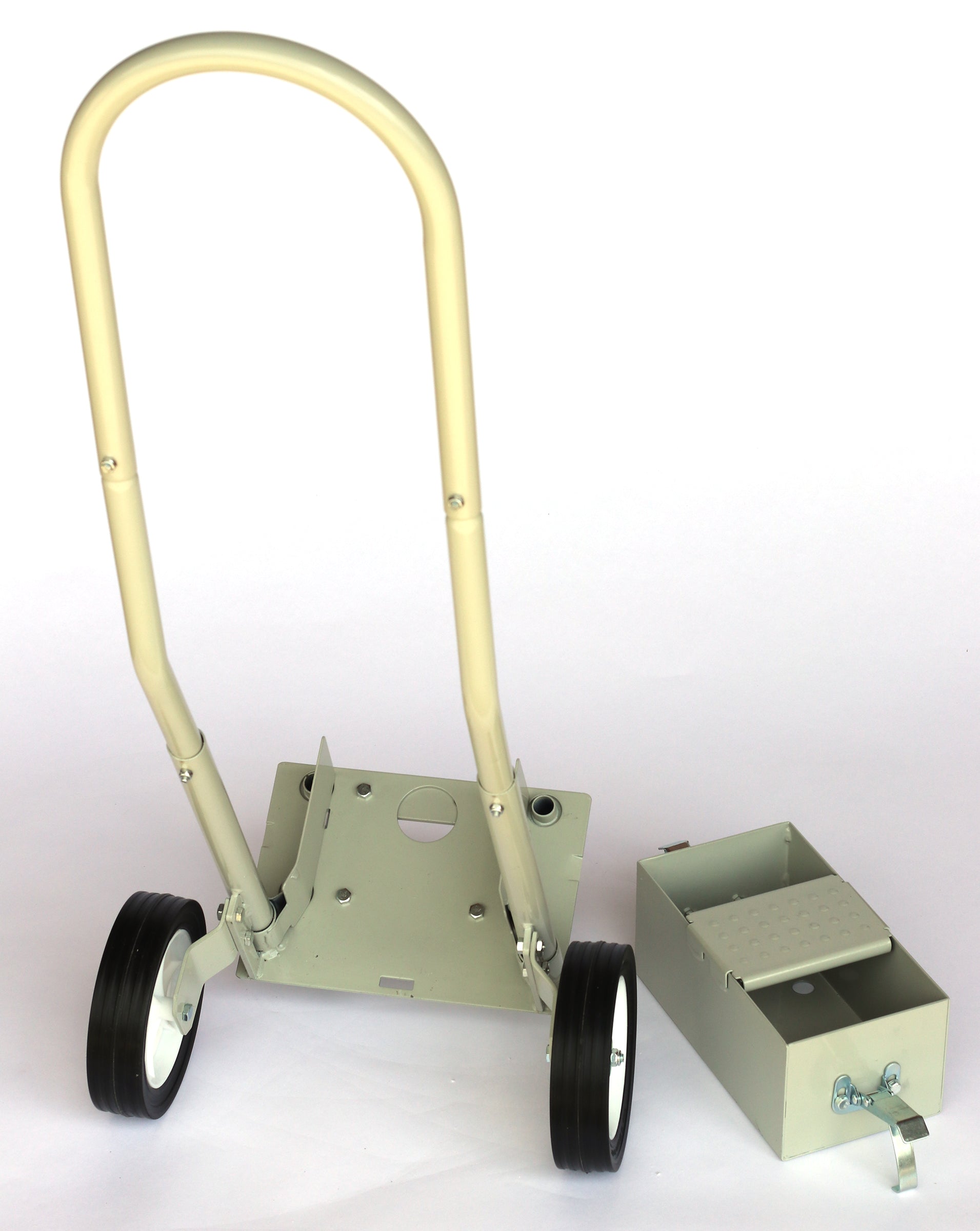 Step n deals tilt lawn aerator